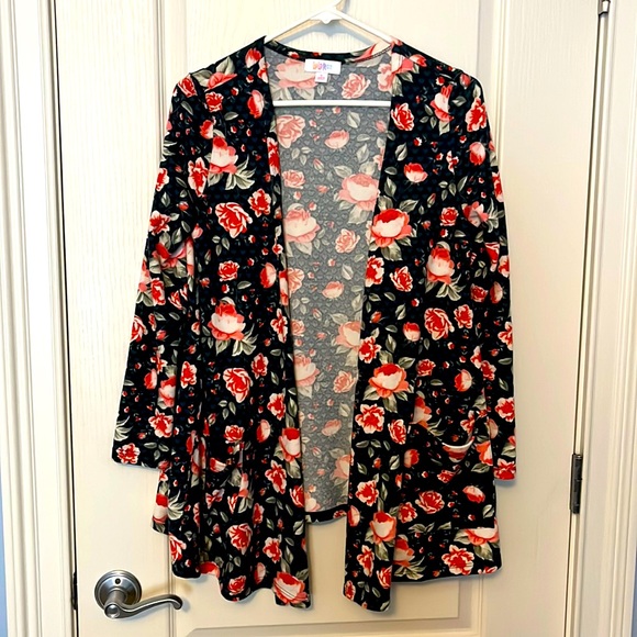 LulaRoe sweater size small - Picture 1 of 4